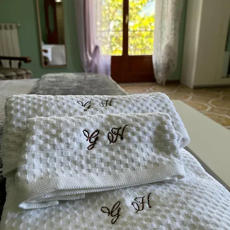 Garden House 3* Striano